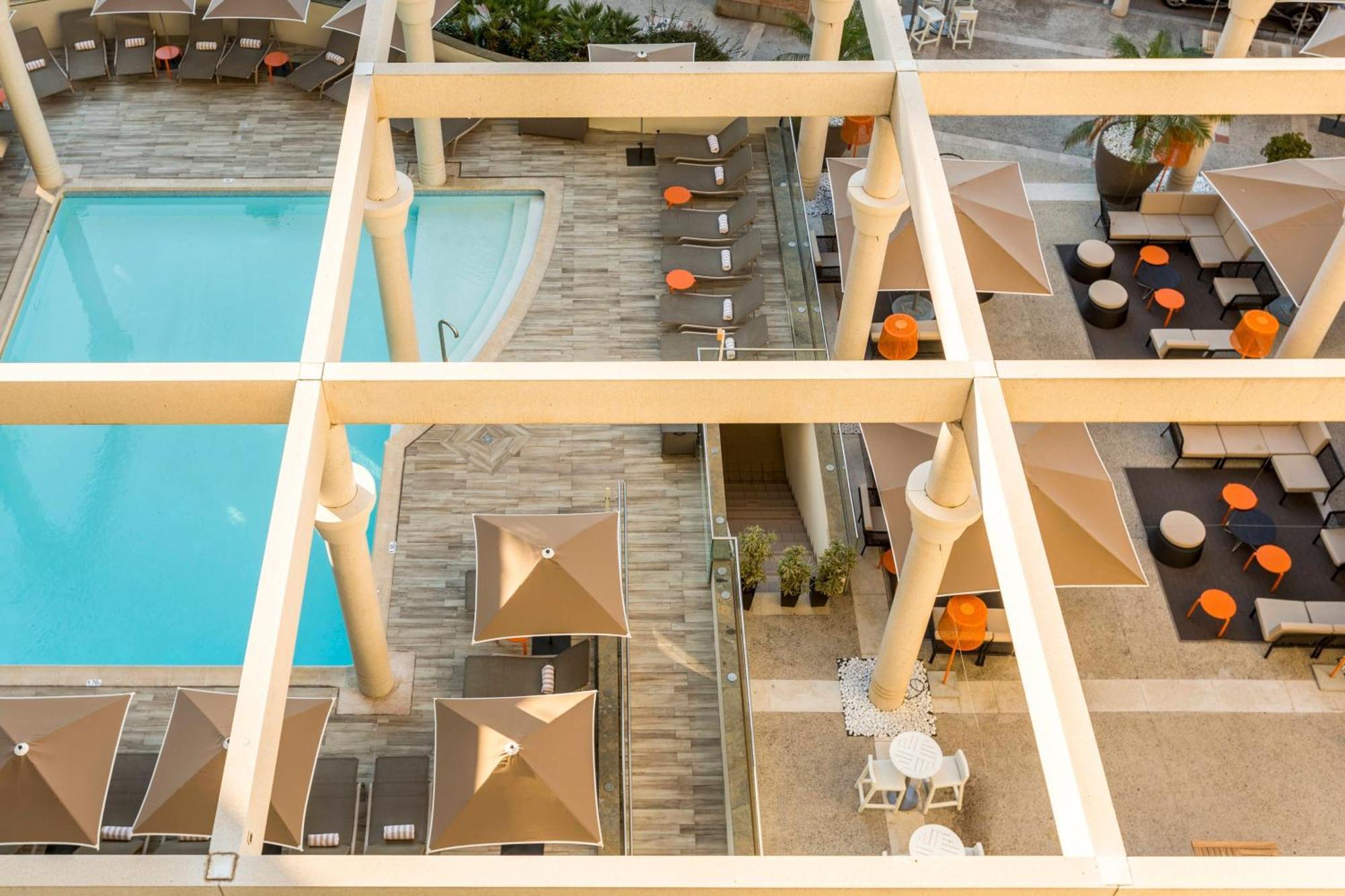Riviera Marriott Hotel La Porte De Monaco Cap-d'Ail Exterior photo